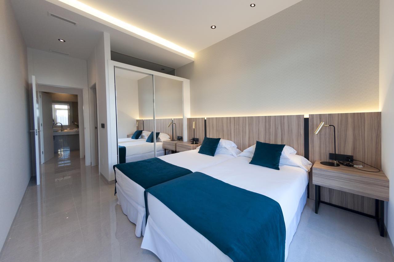 Apartamentos La Laguna I Luxury Apartments กวาร์ดามาร์เดลเซกูรา ภายนอก รูปภาพ