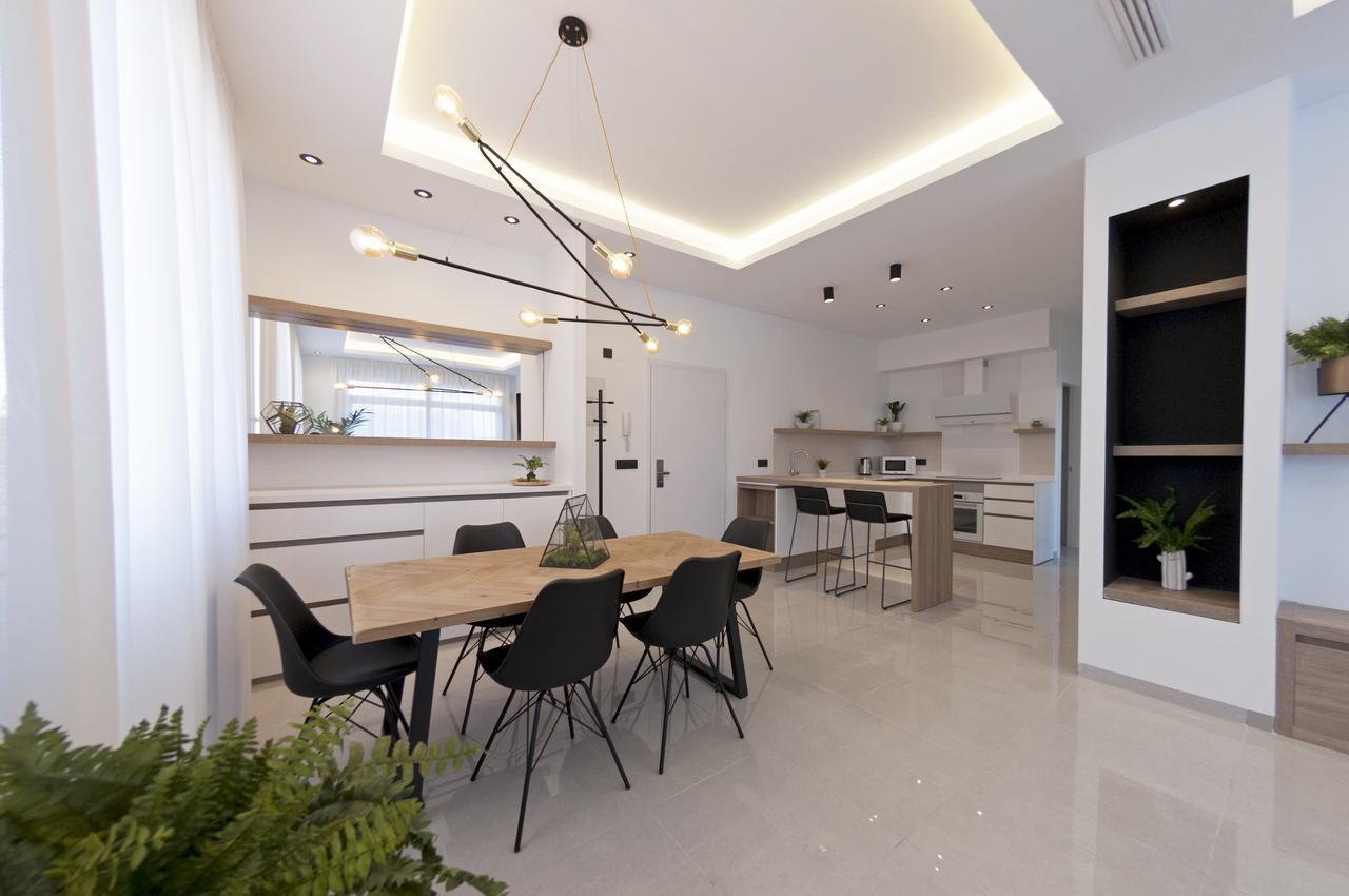 Apartamentos La Laguna I Luxury Apartments กวาร์ดามาร์เดลเซกูรา ภายนอก รูปภาพ