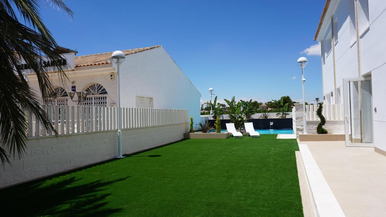 Apartamentos La Laguna I Luxury Apartments กวาร์ดามาร์เดลเซกูรา ภายนอก รูปภาพ