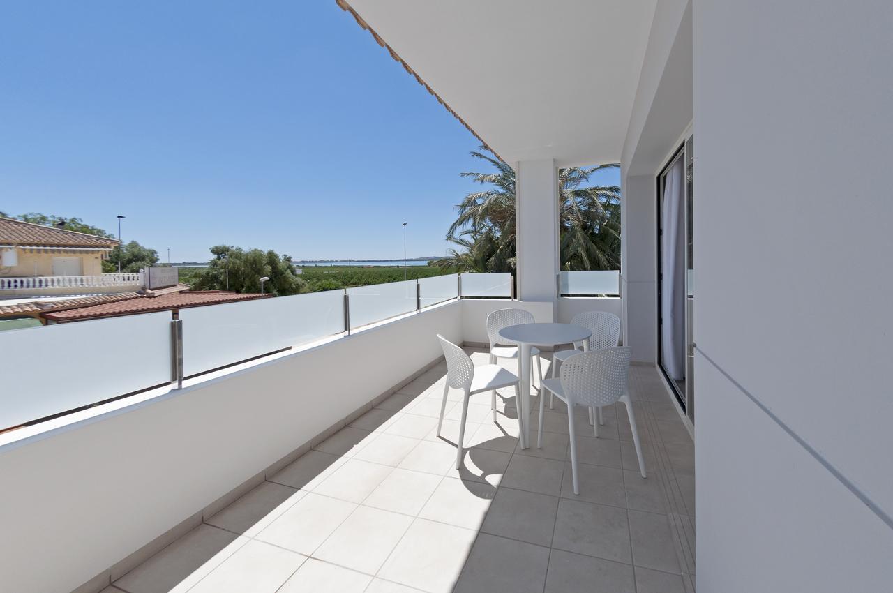 Apartamentos La Laguna I Luxury Apartments กวาร์ดามาร์เดลเซกูรา ภายนอก รูปภาพ