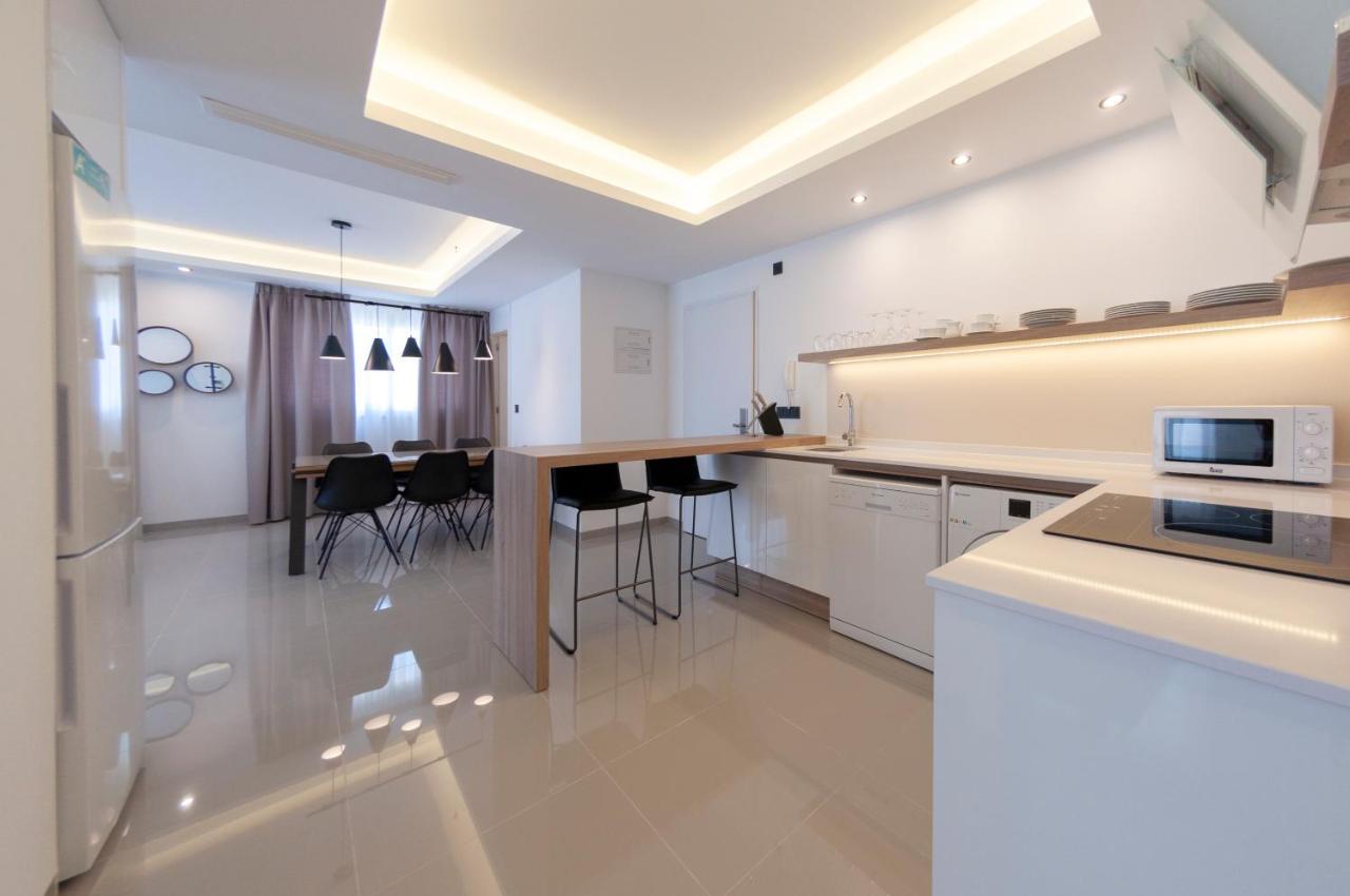 Apartamentos La Laguna I Luxury Apartments กวาร์ดามาร์เดลเซกูรา ภายนอก รูปภาพ